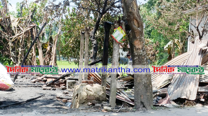 কালিকাপুরে অগ্নিকান্ডে জামায়াতের  অফিসসহ ৪টি দোকান পুড়ে ছাই